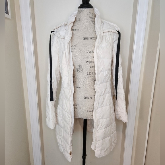 Tahari white stitched puffer coat - Picture 6 of 15